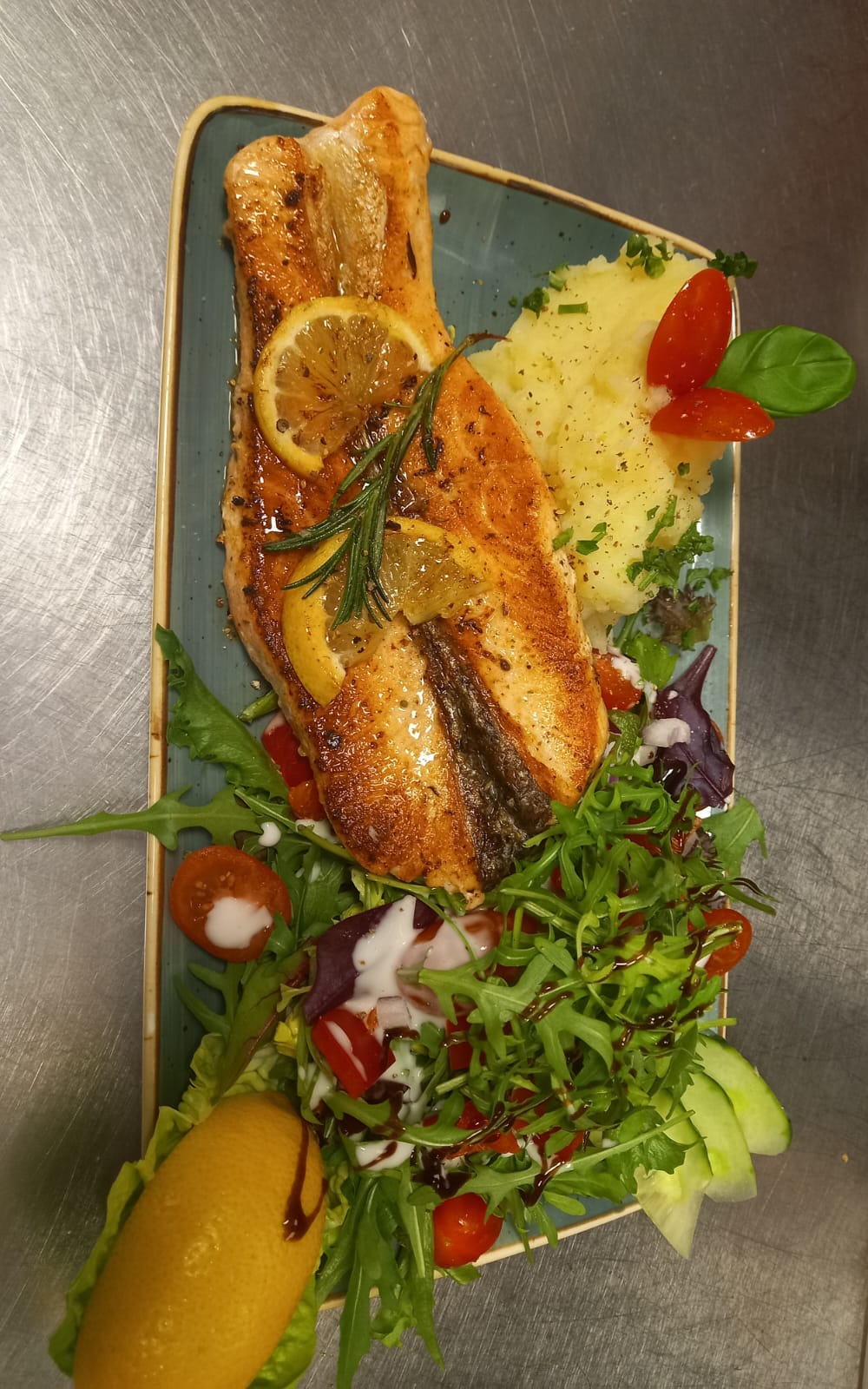 NORWEGISCHES LACHSFILET